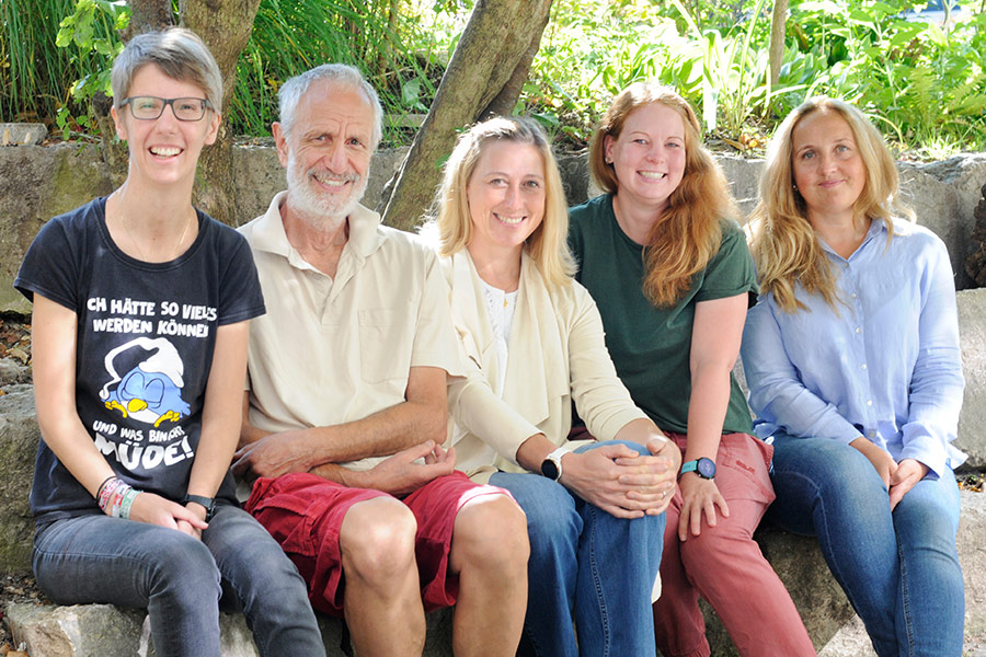 Team aus Betreuern und Pädagogen des Montessori Horts